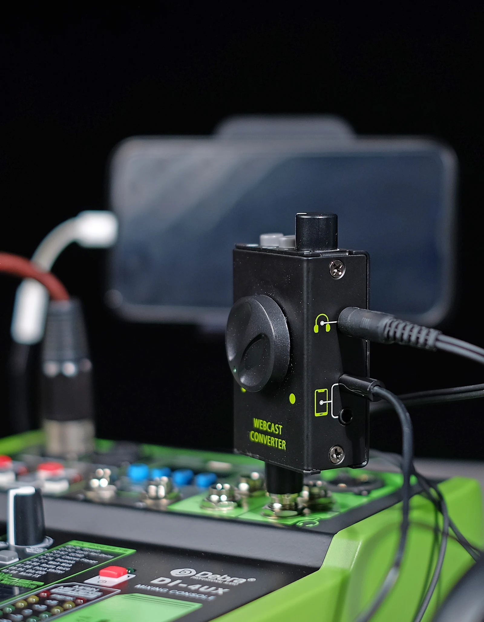 DJ Console Mixer Live Streaming Adapter ,Output Devices Supports Smartphones, Laptops, PC etc for Conversation,Karaoke,Recording